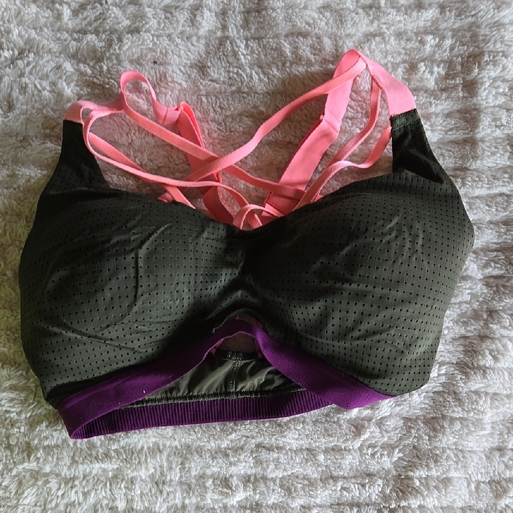 Stylish Coral Like and Green Sports Bra